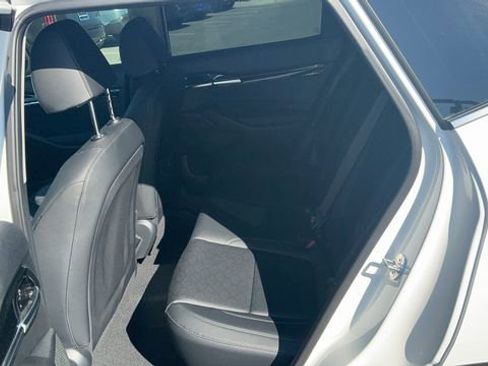 Certified 2025 Kia Seltos SX image 18