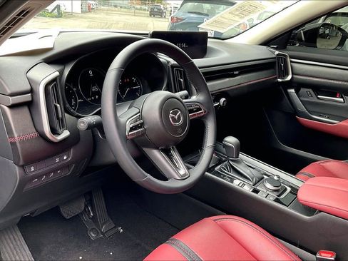 Certified 2025 MAZDA CX-50 AWD 2.5 Hybrid w/ Premium Pkg image 9