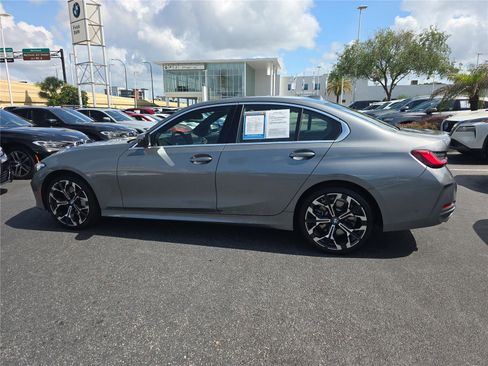 Used 2025 BMW 330i Sedan RWD image 4