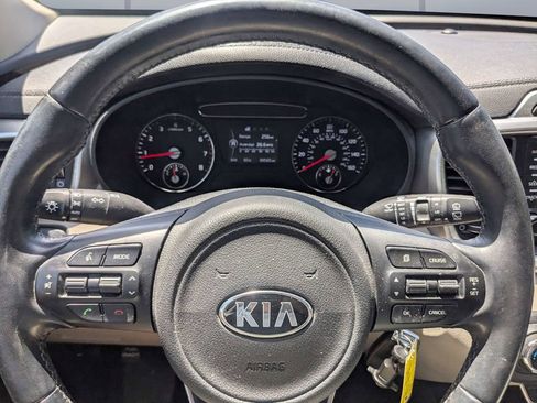 Used 2017 Kia Sorento FWD w/ LX Convenience Package image 29