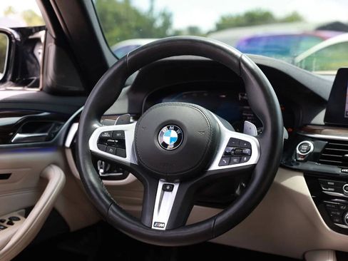 Used 2020 BMW 540i w/ M Sport Package RWD image 40
