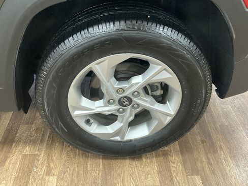 Used 2022 Hyundai Tucson SE image 9