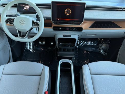 New 2025 Volkswagen ID. Buzz 1st Edition AWD/4WD image 12