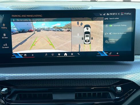 New 2026 BMW 330i xDrive Sedan w/ Premium Package image 33