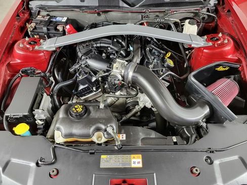 Used 2012 Ford Mustang Premium RWD image 33