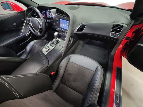 Used 2014 Chevrolet Corvette Stingray Convertible w/ 2LT Preferred Equipment Group image 15