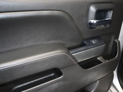 Used 2018 Chevrolet Silverado 1500 LT w/ Texas Edition RWD image 15