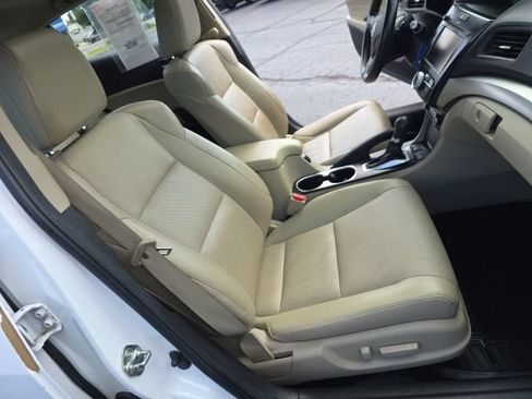 Used 2016 Acura ILX FWD image 35