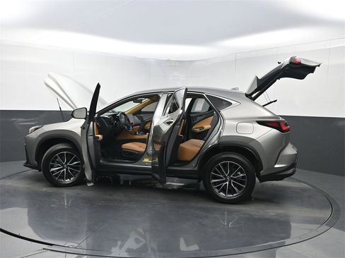 Used 2024 Lexus NX 250 250 Premium image 36