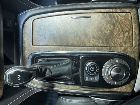 Used 2021 INFINITI QX80 Premium Select w/ All-Season Package AWD/4WD image 17