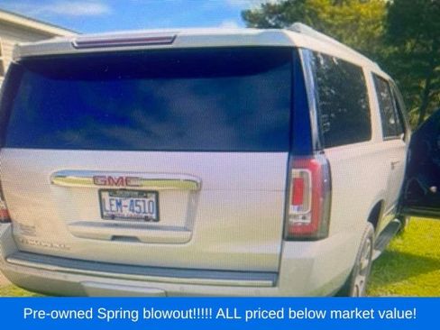Used 2018 GMC Yukon XL Denali RWD image 4