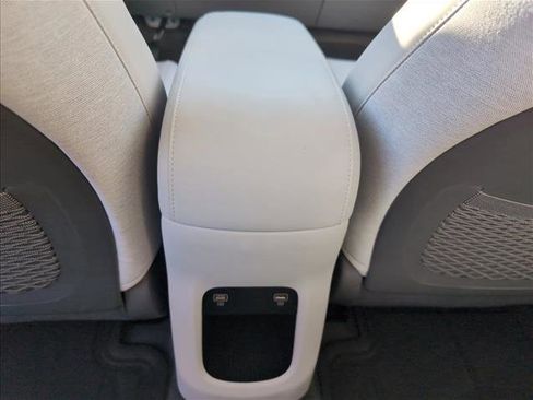 Used 2024 Hyundai Ioniq 5 Limited image 19