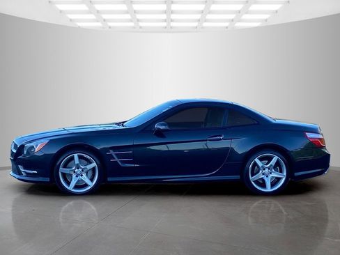 Used 2013 Mercedes-Benz SL 550 image 2
