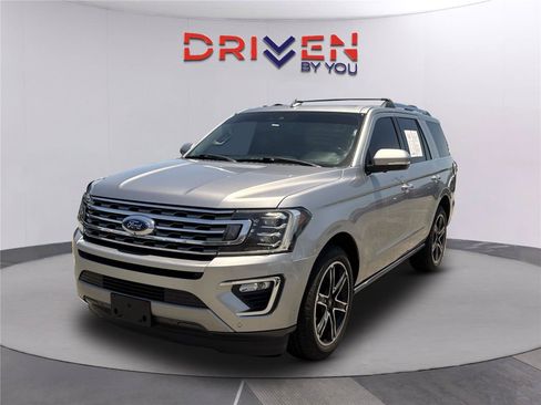 Used 2020 Ford Expedition Limited w/ Texas Edition Package RWD image 8