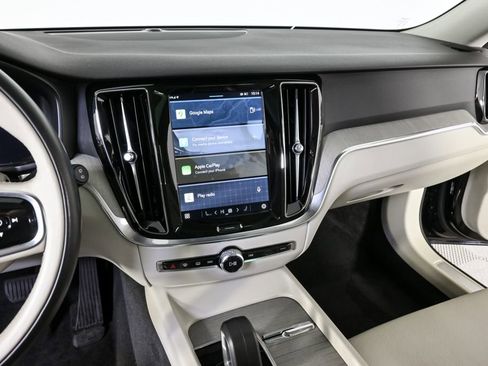 Certified 2025 Volvo V60 B5 Cross Country Plus image 13