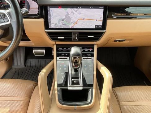 Used 2019 Porsche Cayenne S AWD/4WD image 36