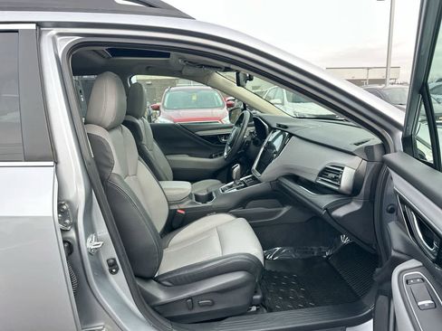 Certified 2025 Subaru Outback Limited image 27