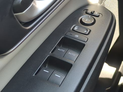 Used 2022 Honda CR-V Touring image 23