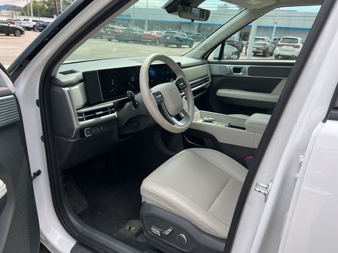 Used 2026 Hyundai Santa Fe SEL AWD/4WD image 9