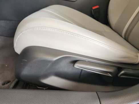 Used 2025 Honda Civic Sport image 23