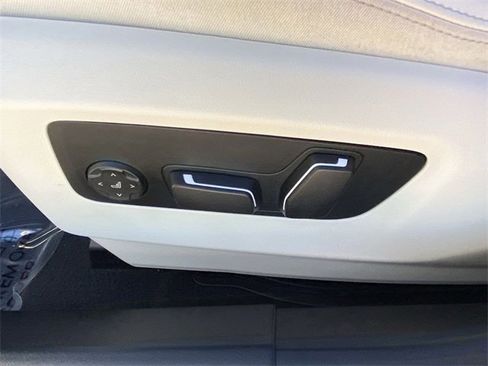 Certified 2025 BMW 530i 530i image 22