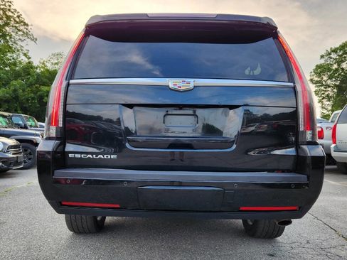 Used 2015 Cadillac Escalade ESV Luxury image 13