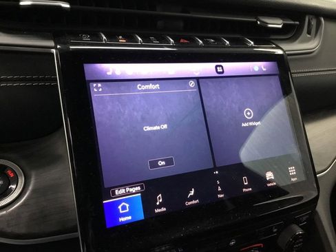 Used 2021 Jeep Grand Cherokee L Limited AWD/4WD image 13