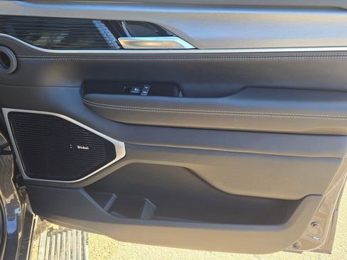 New 2026 Jeep Grand Wagoneer Limited image 5