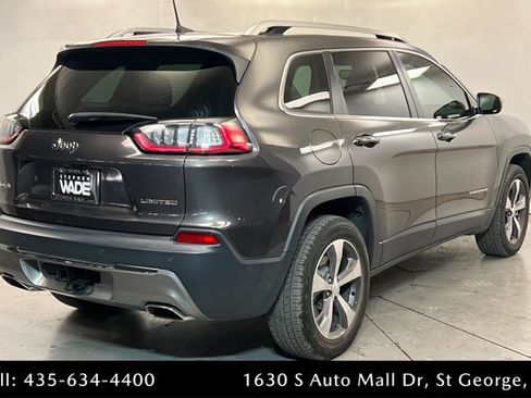 Used 2019 Jeep Cherokee Limited w/ Luxury Group AWD/4WD image 5