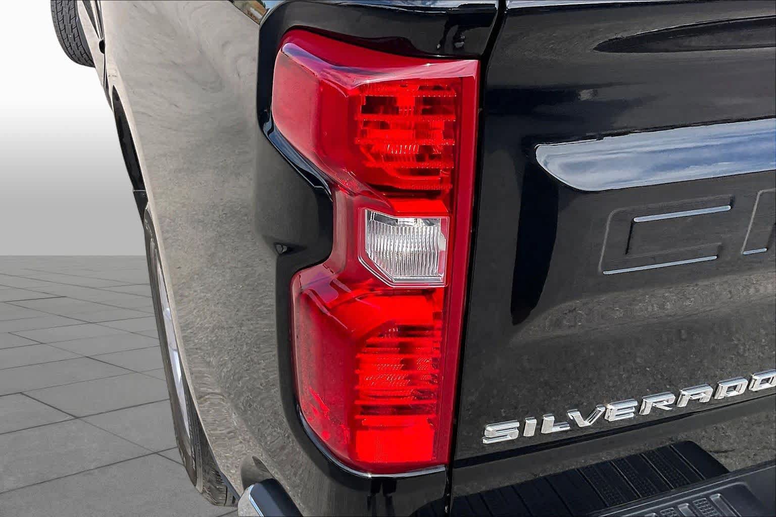 Used 2026 Chevrolet Silverado 1500 LT RWD image 28