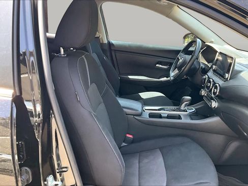 Used 2023 Nissan Sentra SV w/ All-Weather Package FWD image 9
