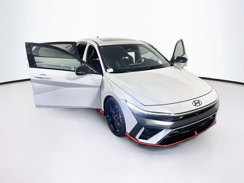 Used 2025 Hyundai Elantra N FWD image 40
