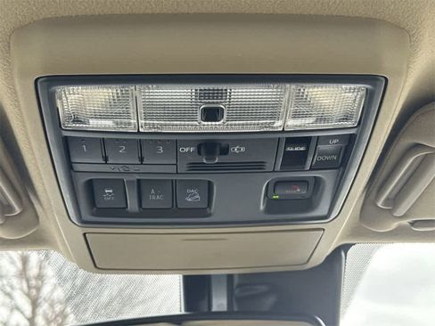 Used 2022 Toyota 4Runner SR5 Premium image 19