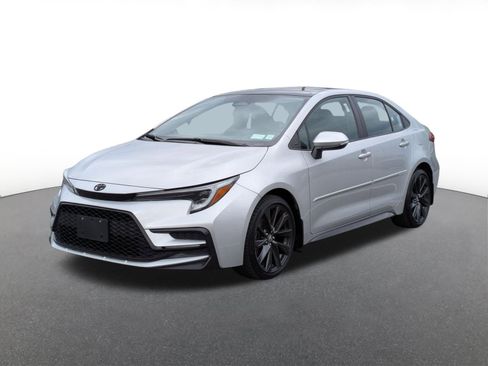 Used 2023 Toyota Corolla XSE w/ Body Protecting Package (TMS) FWD image 5
