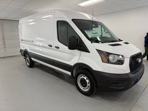 New 2026 Ford Transit 250 148 Medium Roof image 3