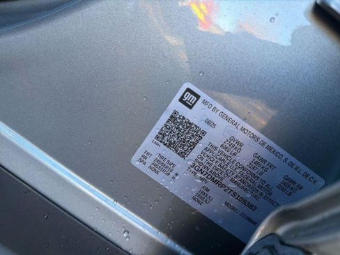 New 2026 Chevrolet Equinox EV LT FWD image 43