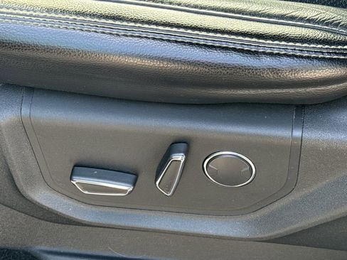 Used 2017 Ford F250 Lariat w/ Lariat Value Package image 25