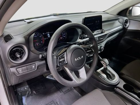 Certified 2023 Kia Forte LXS image 9