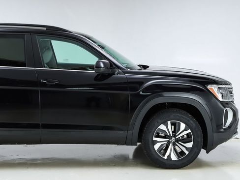 New 2026 Volkswagen Atlas SE image 12