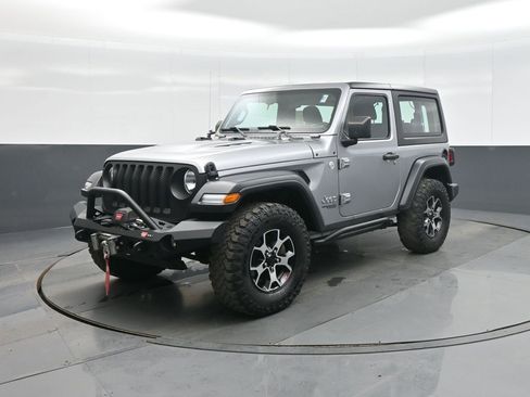 Used 2020 Jeep Wrangler Sport image 3