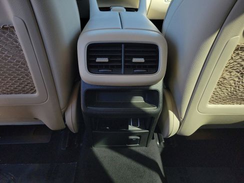 Used 2022 Mercedes-Benz GLE 350 image 11