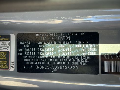 Certified 2025 Kia Carnival SX Prestige image 28