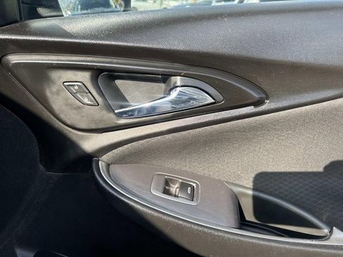 Used 2020 Chevrolet Malibu LT image 16