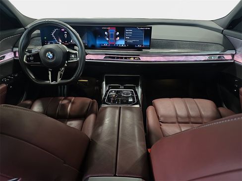 Certified 2023 BMW 760i xDrive w/ Executive Package image 10