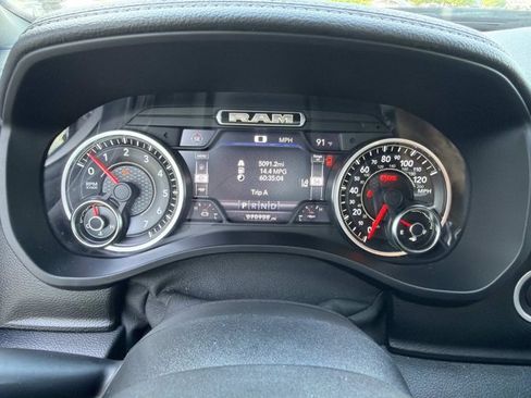 Used 2019 RAM 1500 Laramie AWD/4WD image 31
