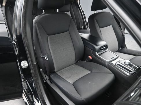 Used 2022 Chrysler 300 Touring w/ Sport Appearance Package RWD image 19