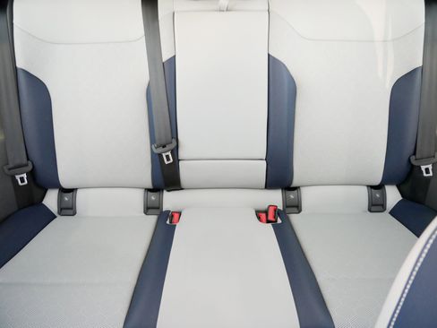 Used 2023 Volkswagen ID.4 Pro S image 13