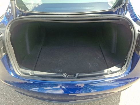 Used 2023 Tesla Model 3 Standard Range RWD image 31