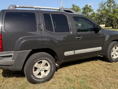 Used 2012 Nissan Xterra S RWD image 8