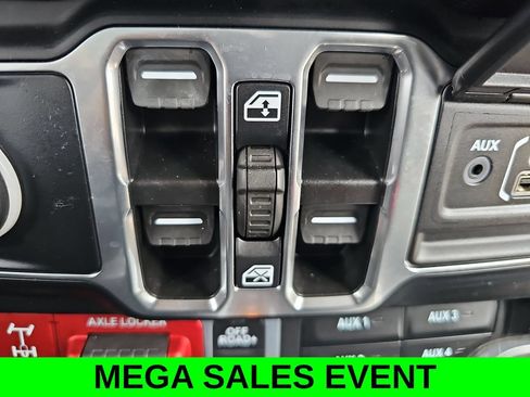 Used 2024 Jeep Wrangler Unlimited Sport AWD/4WD image 27